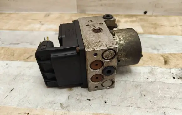 Nissan X-Trail T30 ABS Pump 47600AR005 3430E0020 JC34240161