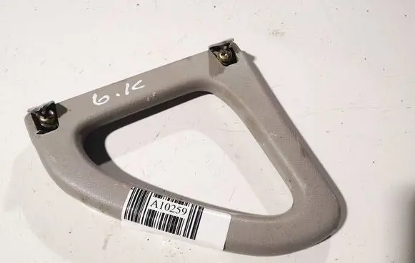 Mitsubishi Pajero Rear interior roof grab handle