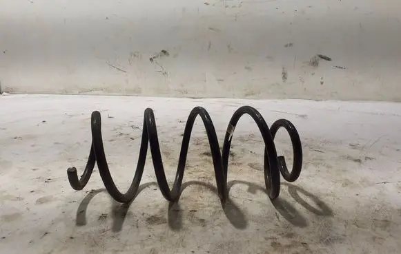 Volvo C40 Front coil spring 32416101