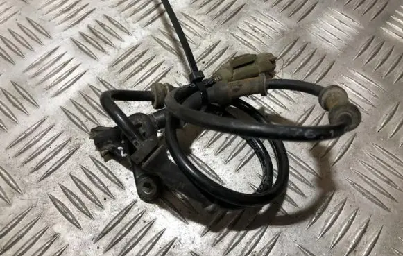 Chrysler Voyager ABS brake wheel speed sensor m02094