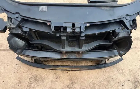 Volkswagen PASSAT B6 Radiator support slam panel 1K0121207T