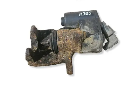 Volkswagen PASSAT CC Rear brake caliper 32332267
