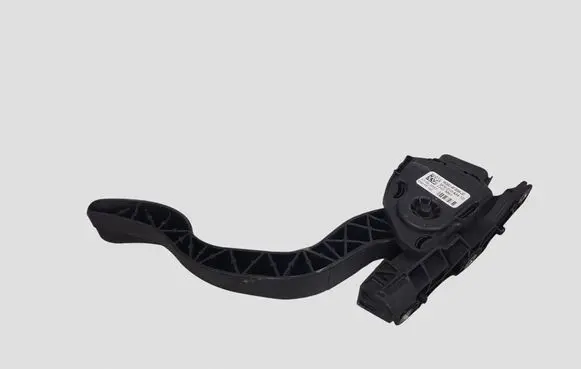 Ford S-MAX Accelerator throttle pedal 6G929F836JE