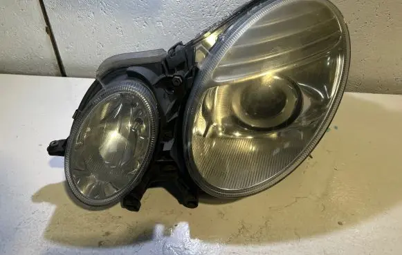 Mercedes-Benz E W211 Headlight/headlamp