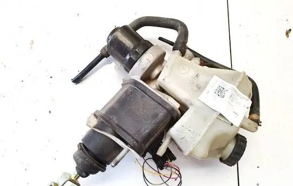 Master brake cylinder