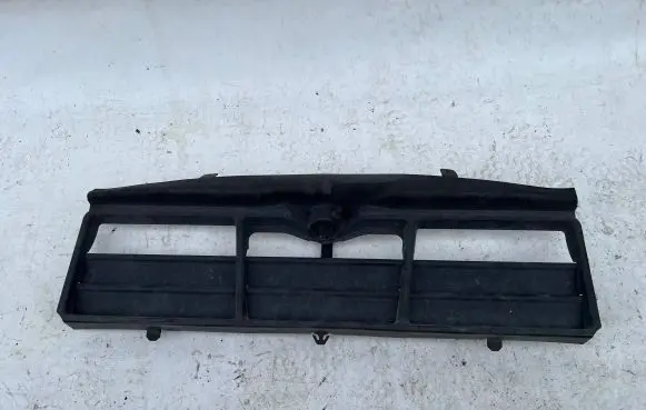 BMW 5 E60 E61 Intercooler air channel guide 7178119