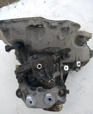 Opel Combo C Manual 5 speed gearbox F17W419