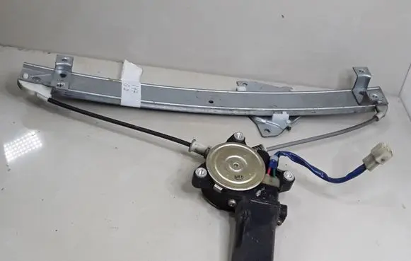 Mitsubishi Galant Rear door window regulator with motor MB926820 0621005590