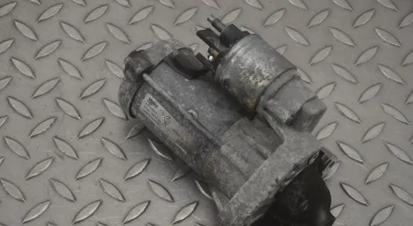 Renault Trafic III (X82) Starter motor 233000106R