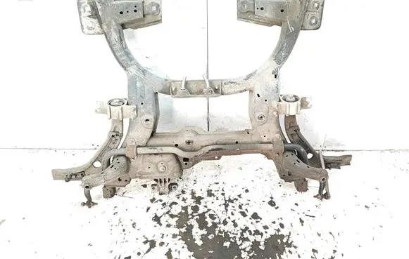 Mercedes-Benz A W176 Front subframe SNKWZKMBB