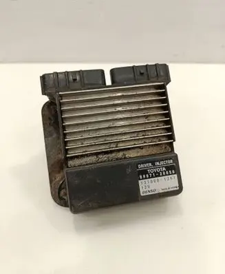 Toyota Corolla Verso AR10 Fuel injection control unit/module 8987120050 1310001261