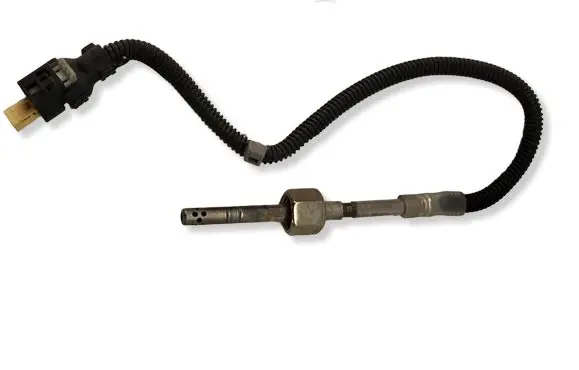 Mercedes-Benz GLC X253 C253 Exhaust gas temperature sensor A0009058904
