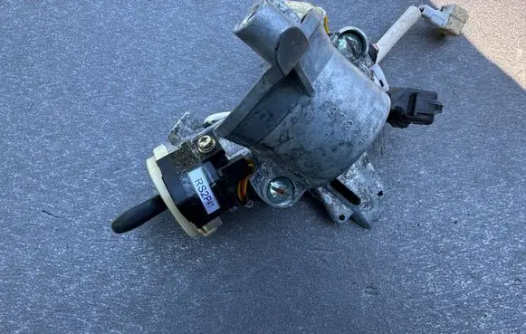 Mitsubishi Pajero Ignition lock MR249066