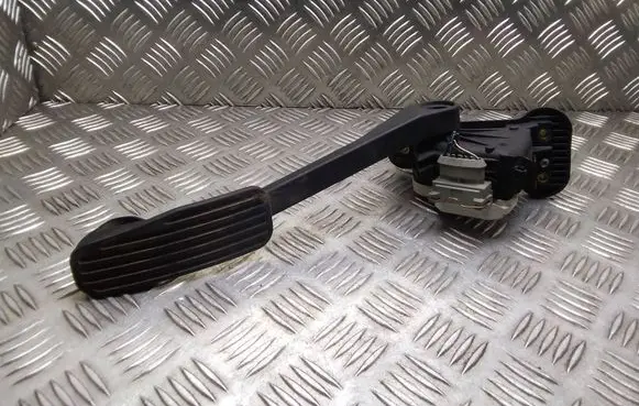 Volvo S60 Accelerator throttle pedal 30636003 6PV00853700