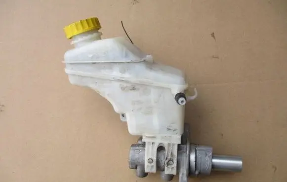 Fiat Grande Punto Master brake cylinder 0204051107