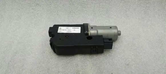 Mercedes-Benz E W213 Sunroof motor/actuator A2139067003