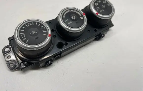 Citroen C-Crosser Climate control unit 7820A115XA 8C11A 3853250