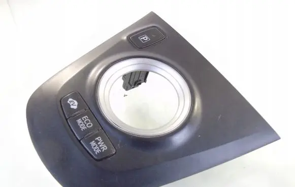 Toyota Auris 150 Gear shifter surround trim plastic