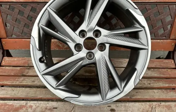 Citroen DS7 Crossback R19 alloy rim 