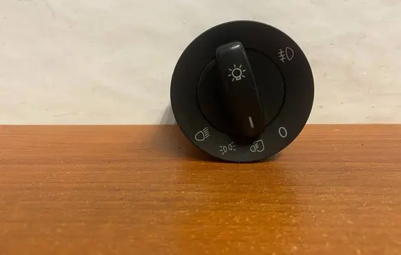 Volkswagen PASSAT B6 Light switch 1K0941431M