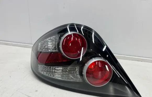 Hyundai Tiburon Rear/tail lights 924102C700