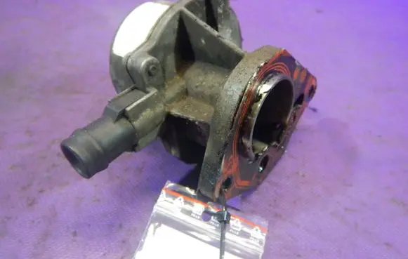 Renault Megane II Vacuum pump