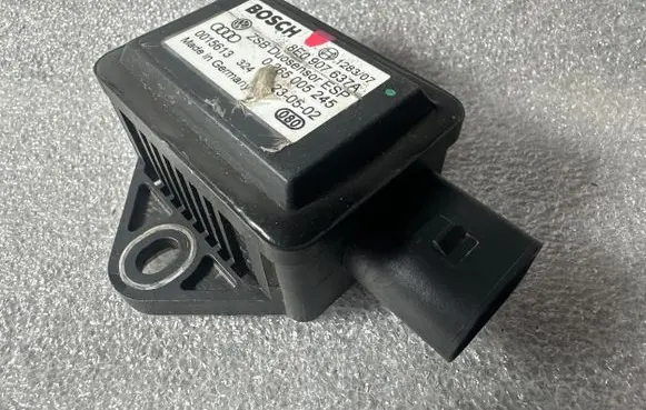 Audi A4 S4 B7 8E 8H ESP acceleration yaw rate sensor 8E0907637A