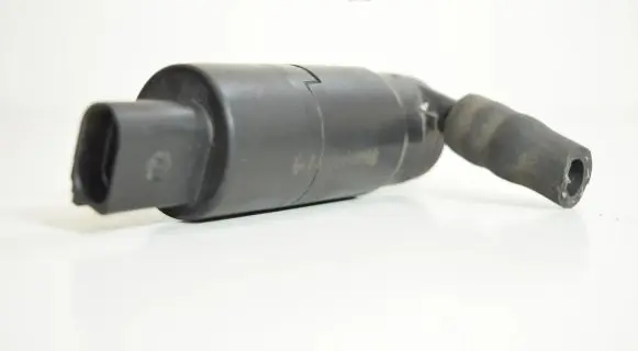 Audi A6 S6 C6 4F Windscreen/windshield washer pump 3B0955681