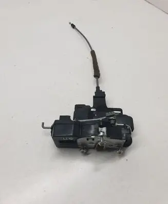 Chevrolet Captiva Rear door lock