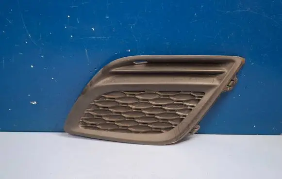 Volvo XC60 Front fog light trim/grill 31290657