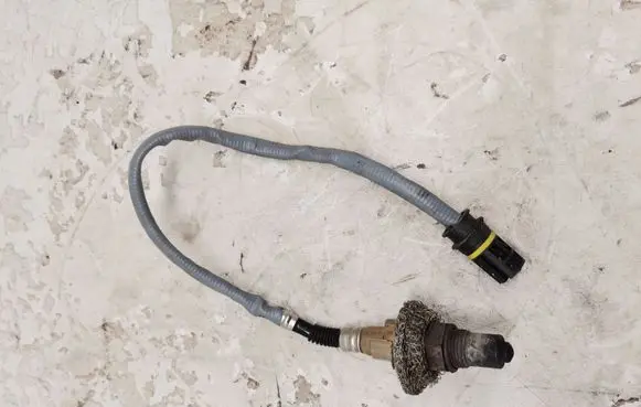 BMW M5 Lambda probe sensor 7539137