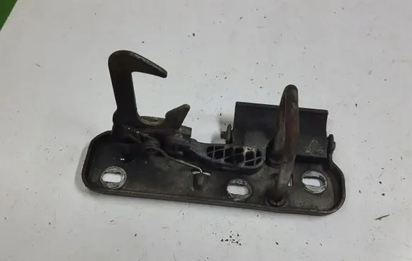 Volkswagen Eos Engine bonnet/hood lock/latch loop/hook 