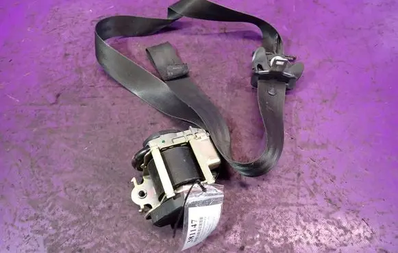 Citroen C4 I Front seatbelt