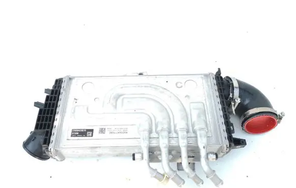 Land Rover Defender Intercooler radiator K6D36K775BE