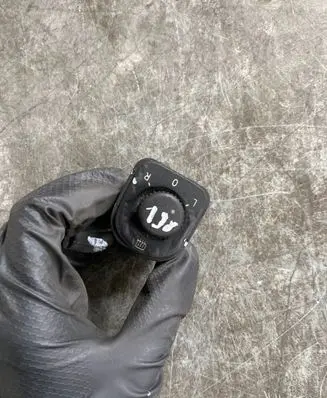 Volkswagen PASSAT B6 Wing mirror switch 1K0959575F