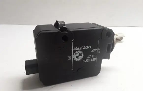 BMW 5 E39 Fuel tank cap lock 67118352168 40620433