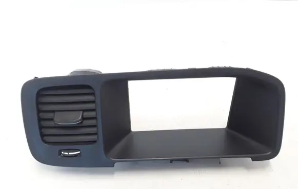 Volvo V60 Dash center air vent grill 39804051