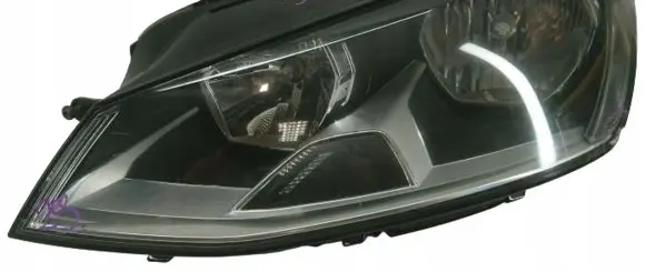 Volkswagen Golf VII Headlight/headlamp
