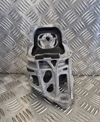 Audi Q7 4M Engine mount bracket 4M0199371FF