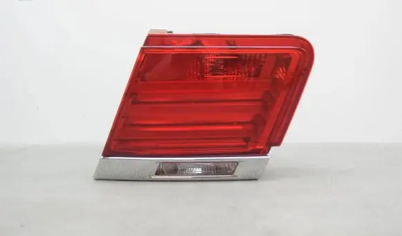 BMW 7 F01 F02 F03 F04 Tailgate rear/tail lights 7182206