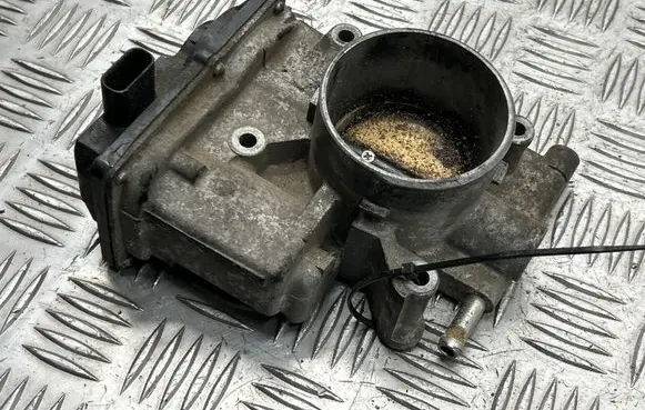 Mazda 3 I Throttle valve L3R413640 K4238 125004203