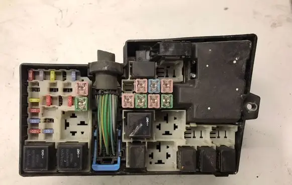 Volvo V50 Fuse module 518818000 8688040