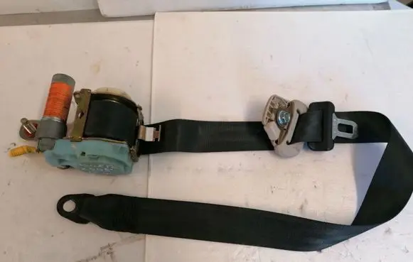 Hyundai Getz Front seatbelt 888801c900