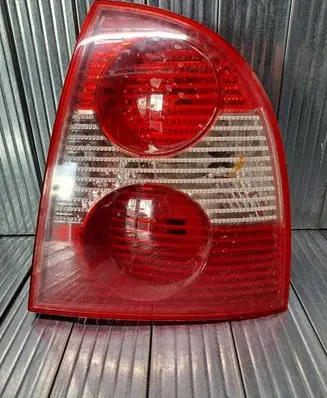 Volkswagen PASSAT B5.5 Rear/tail lights 3B5945096AC