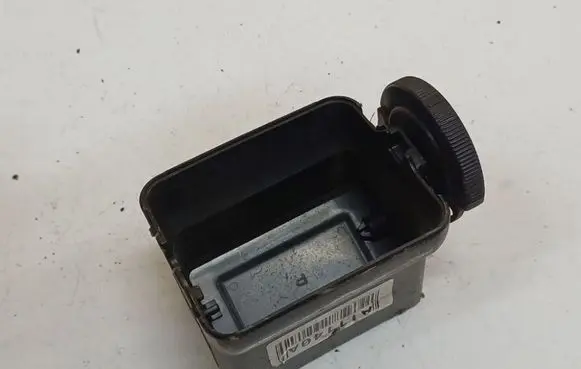 Subaru Forester SG Dash center air vent grill 
