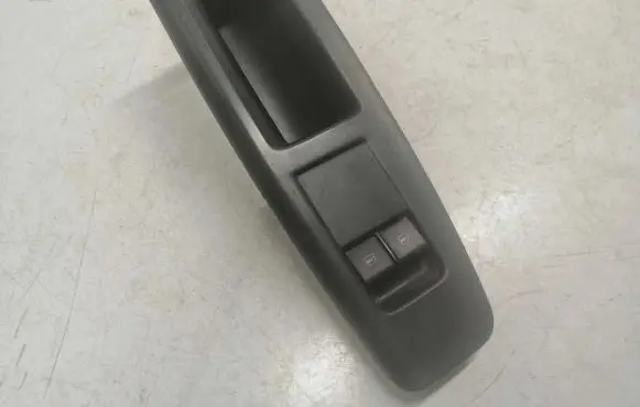 Volkswagen Polo Front door window switch trim 6Q1867171E