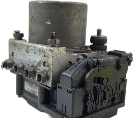 Nissan Qashqai Master brake cylinder 47660JD000 0265231899 0265800609