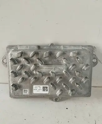 Peugeot 2008 II Xenon control unit/module L90125449