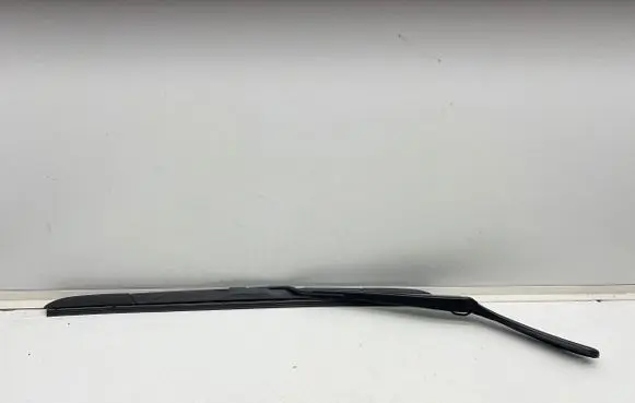 Renault Arkana Windshield/front glass wiper blade 