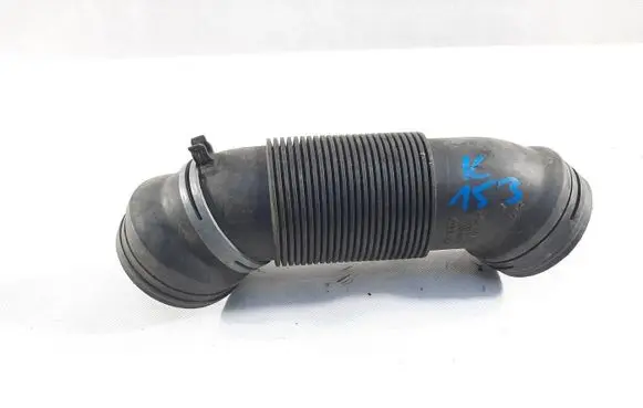 Volkswagen PASSAT B6 Air intake hose/pipe 1K0129684L